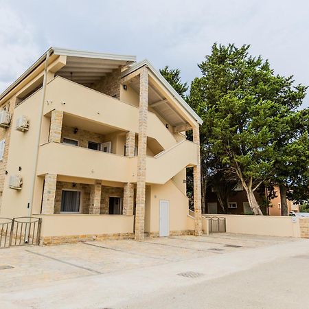 Apartments Lorena Privlaka  Exterior photo